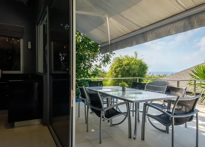 Suluban Cliff Bali Villa Uluwatu
